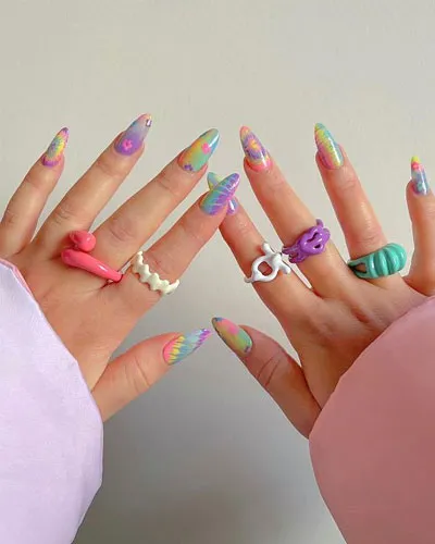 Pastel-colored-nails