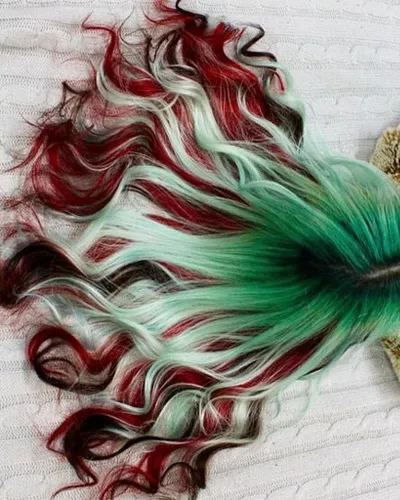 Red-and-Green hairs