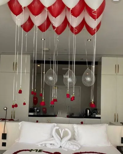 surprise romantic room decoration